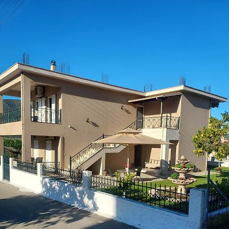 Διαμέρισμα Μεντησ Ηγουμενίτσα Εξωτερικό φωτογραφία