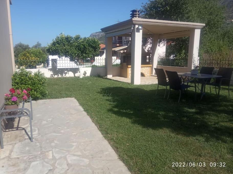 Διαμέρισμα Μεντησ Ηγουμενίτσα Εξωτερικό φωτογραφία